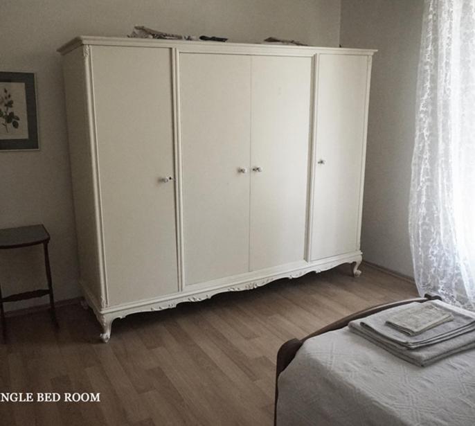 Ferienwohnung Independent Entrance Apt - 130M2 - Garden - Private Parking Athen Exterior foto