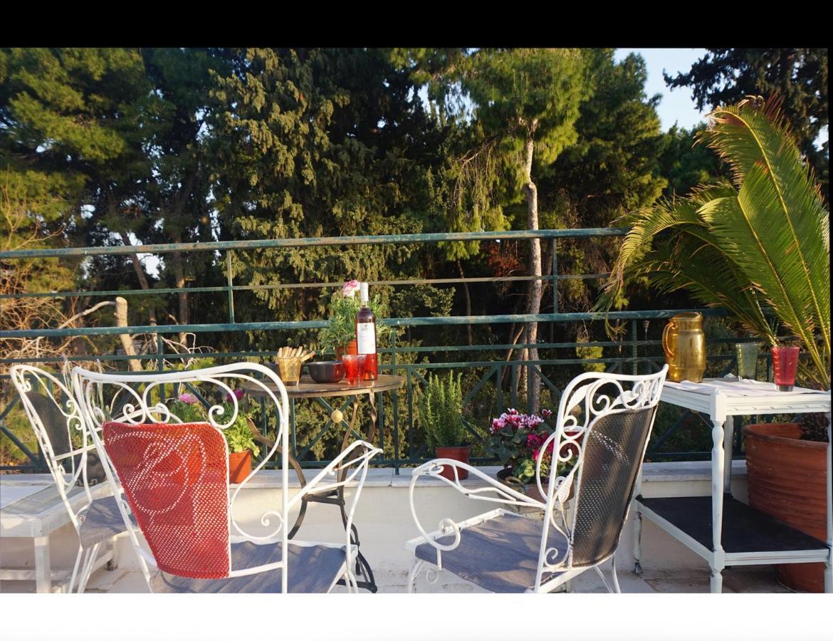 Ferienwohnung Independent Entrance Apt - 130M2 - Garden - Private Parking Athen Exterior foto