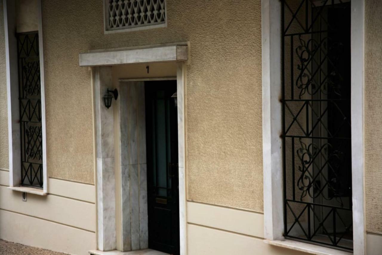 Ferienwohnung Independent Entrance Apt - 130M2 - Garden - Private Parking Athen Exterior foto